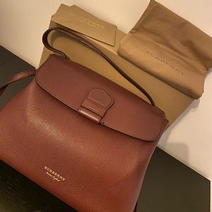 Burberry Camberley medium bag